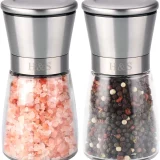 Salt and pepper grinder set